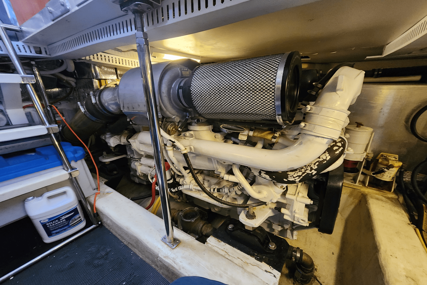 Slide: The Image of Carver Yachts 466 MY 2007 - 52