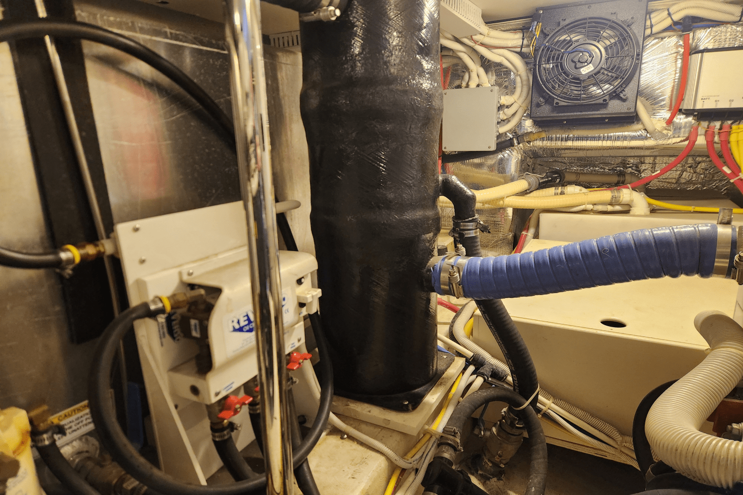 Slide: The Image of Carver Yachts 466 MY 2007 - 53