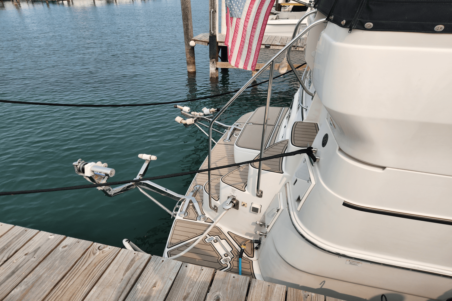 Slide: The Image of Carver Yachts 466 MY 2007 - 7