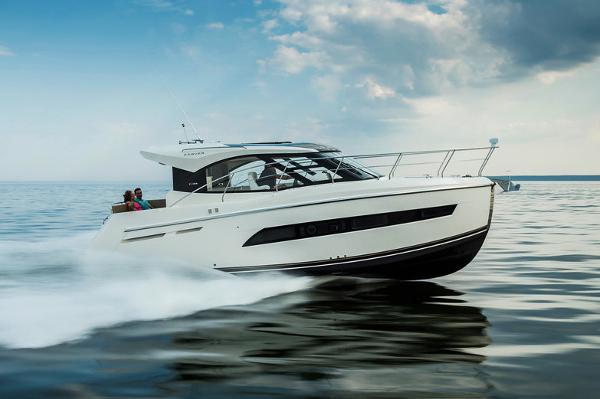 Slide: The Image of Carver Yachts C34 Coupe 2021 - 2