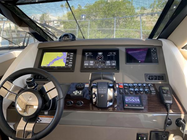 Slide: The Image of Carver Yachts C37 Coupe 2020 - 8