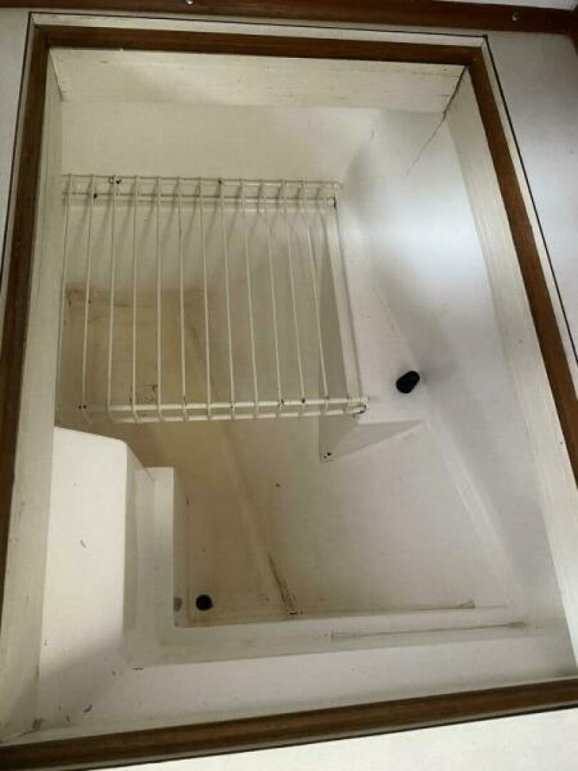 Slide: The Image of Galley Ice Box - 3910660