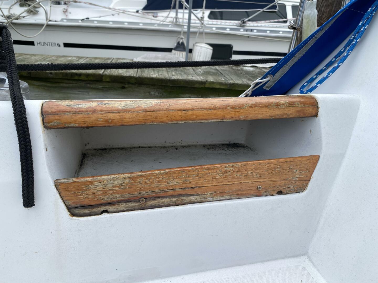 Slide: The Image of Cockpit Line Storage - 3910679