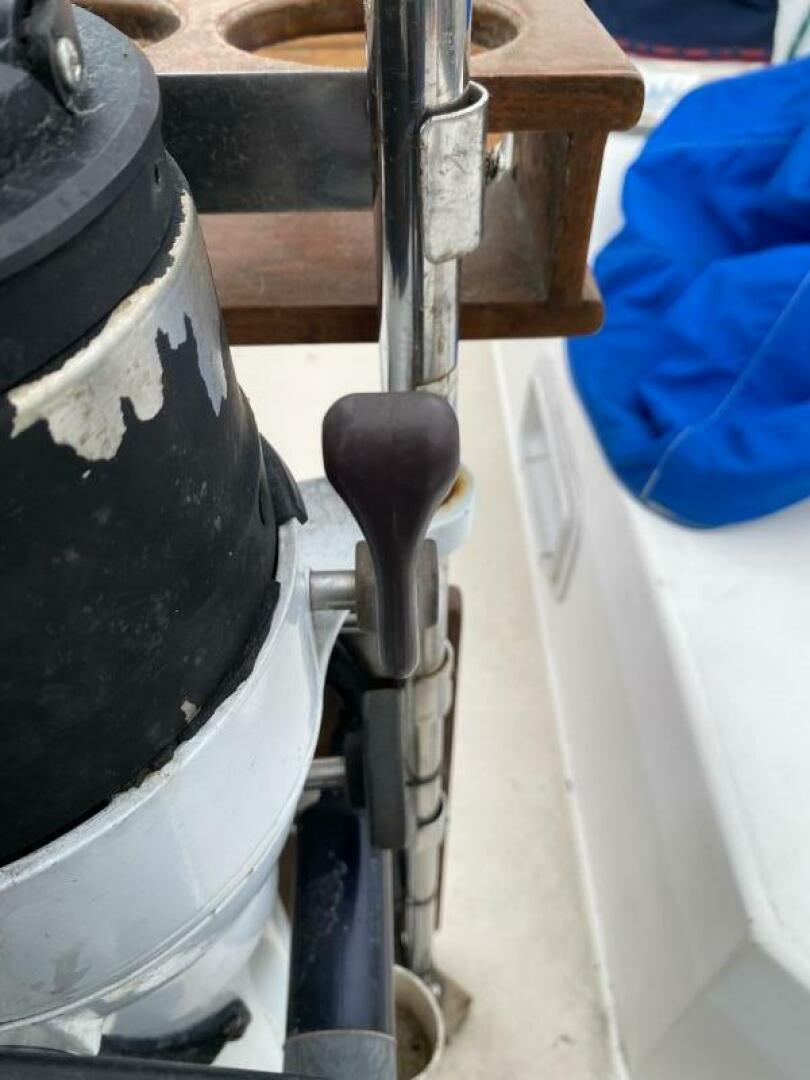 Slide: The Image of Helm Throttle - 3910688