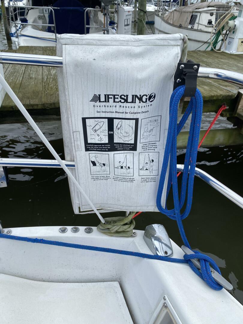 Slide: The Image of Safety Life Sling - 3910706