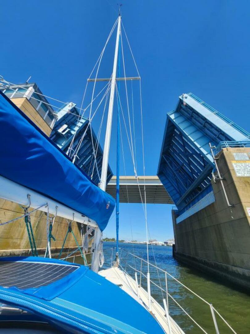 Slide: The Image of Just Chillin Through the Bridge - 3910731