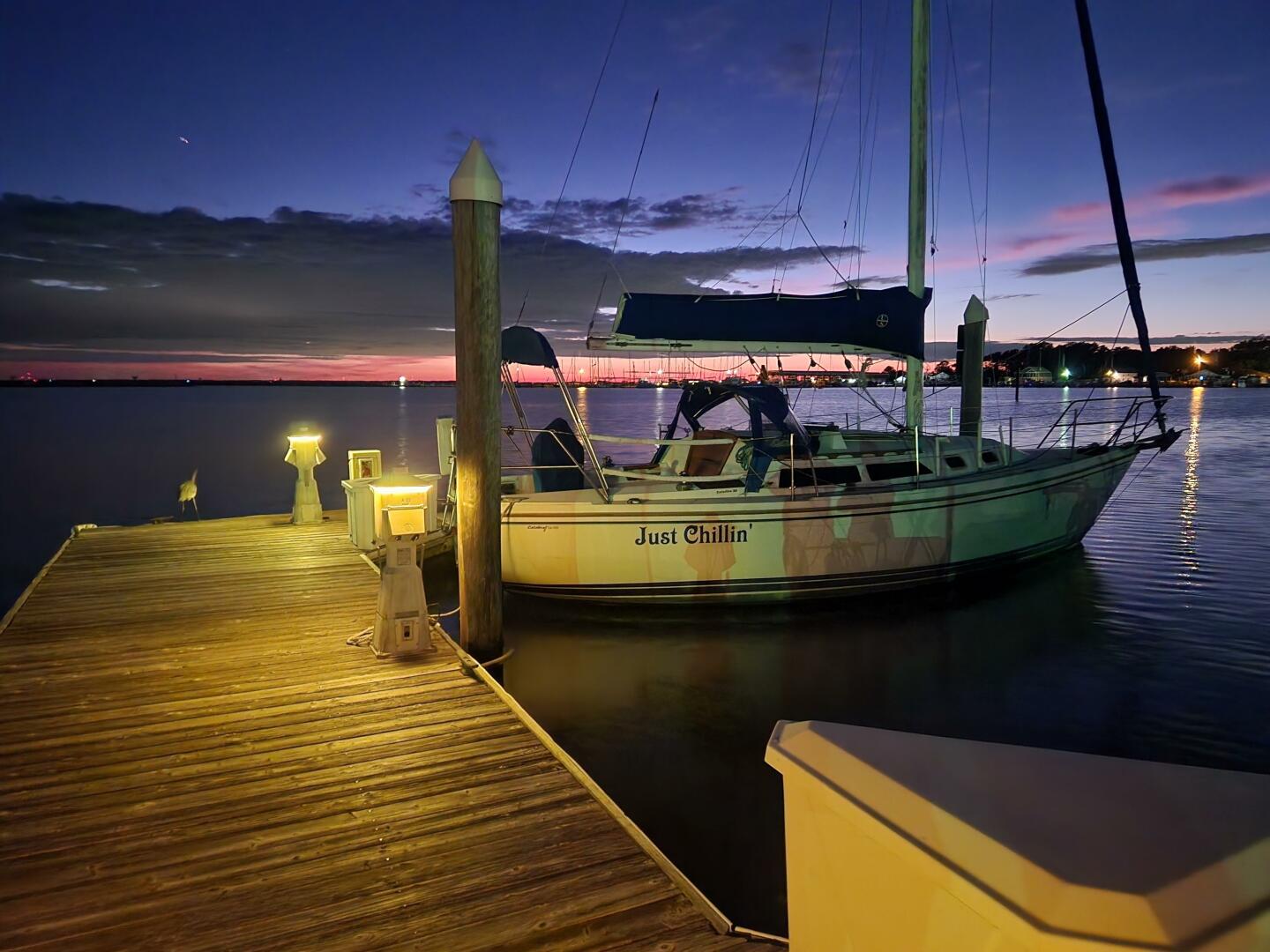 Slide: The Image of Just Chillin Evening Berth - 3910730