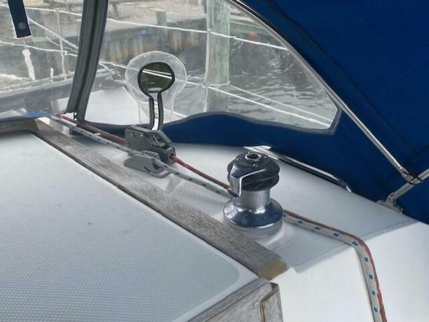 Slide: The Image of Starboard Cabin Top and Cam Cleat - 4699222