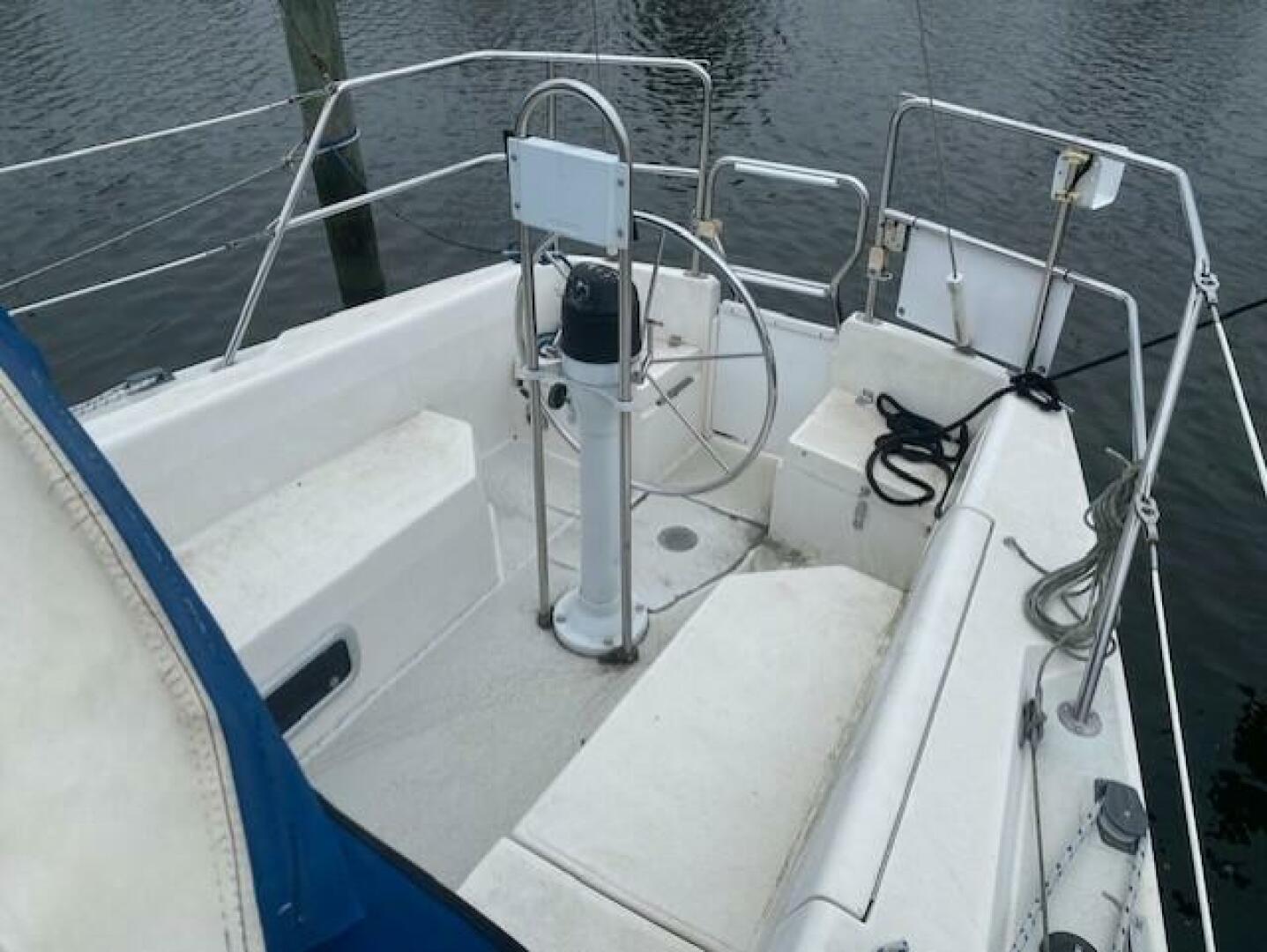 Slide: The Image of Cockpit - 4700044