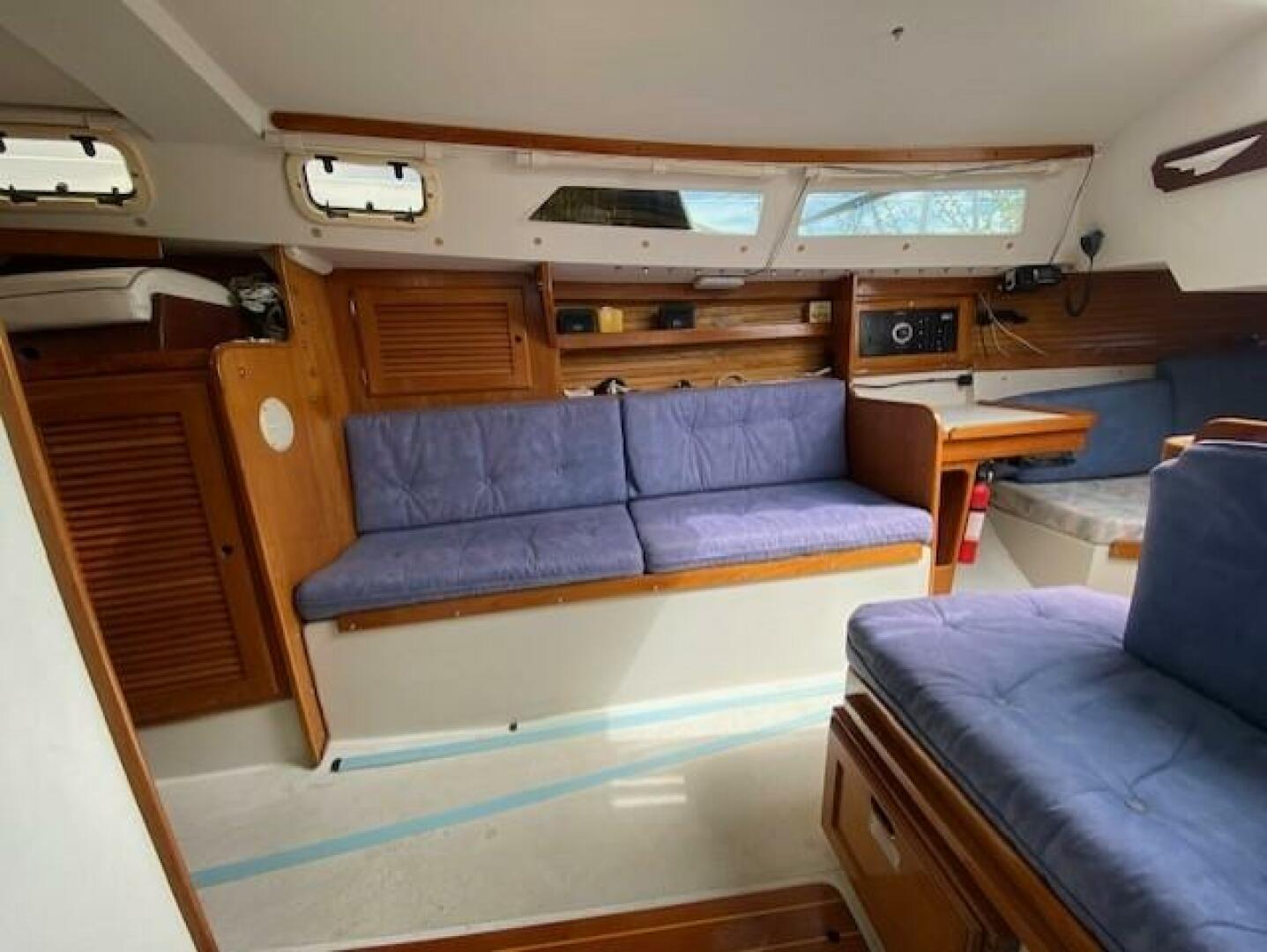 Slide: The Image of Starboard Side Seating - 4361903