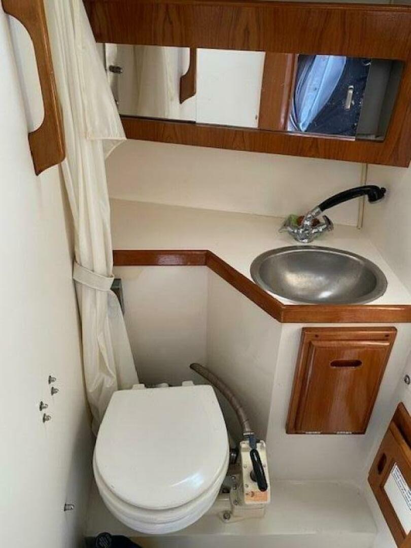 Slide: The Image of Head Stainless Sink - 4363314