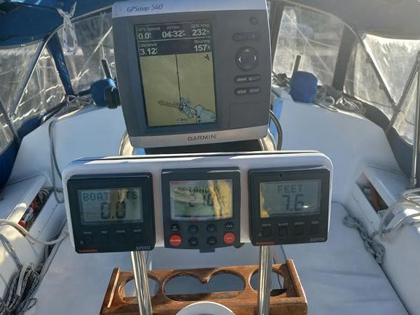 Slide: The Image of Cockpit navigation instruments on a 1999 Catalina 30 MkIII sailboat. - 10