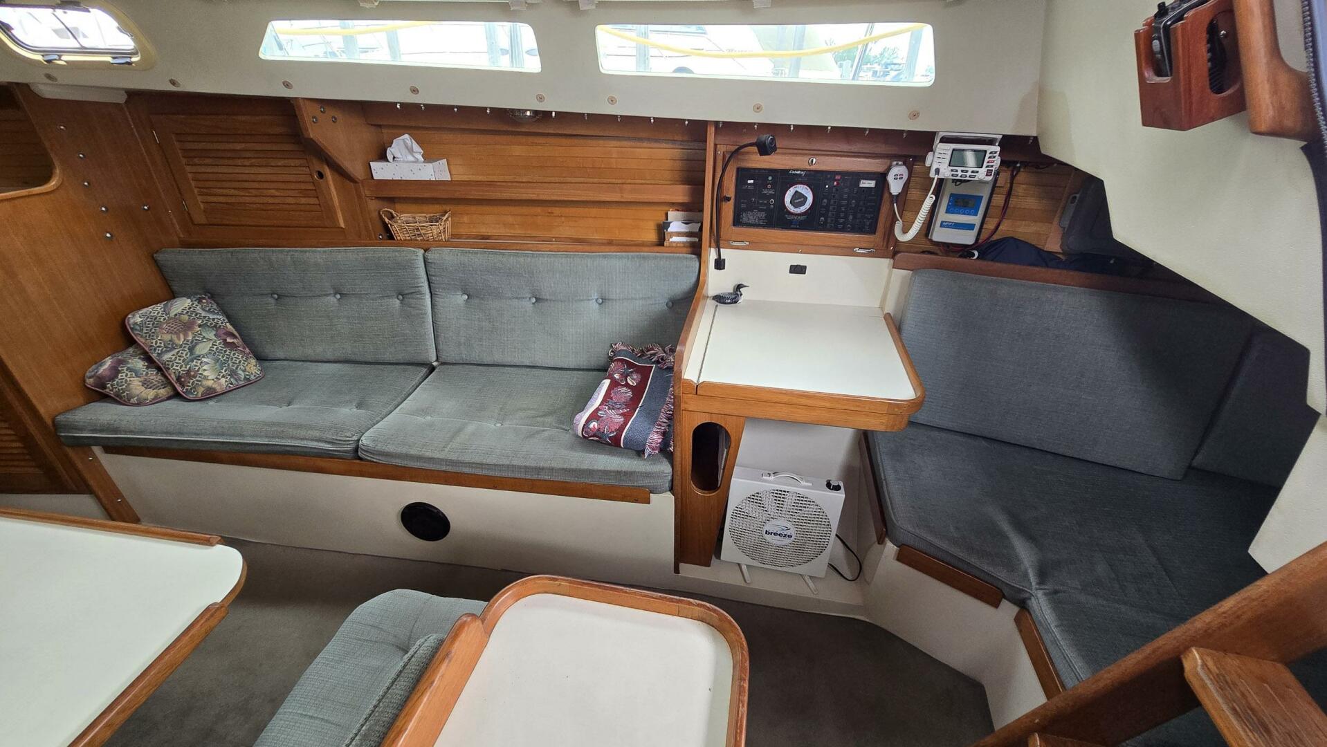 Slide: The Image of Catalina 30' Tall Rig 1992 - 5494201