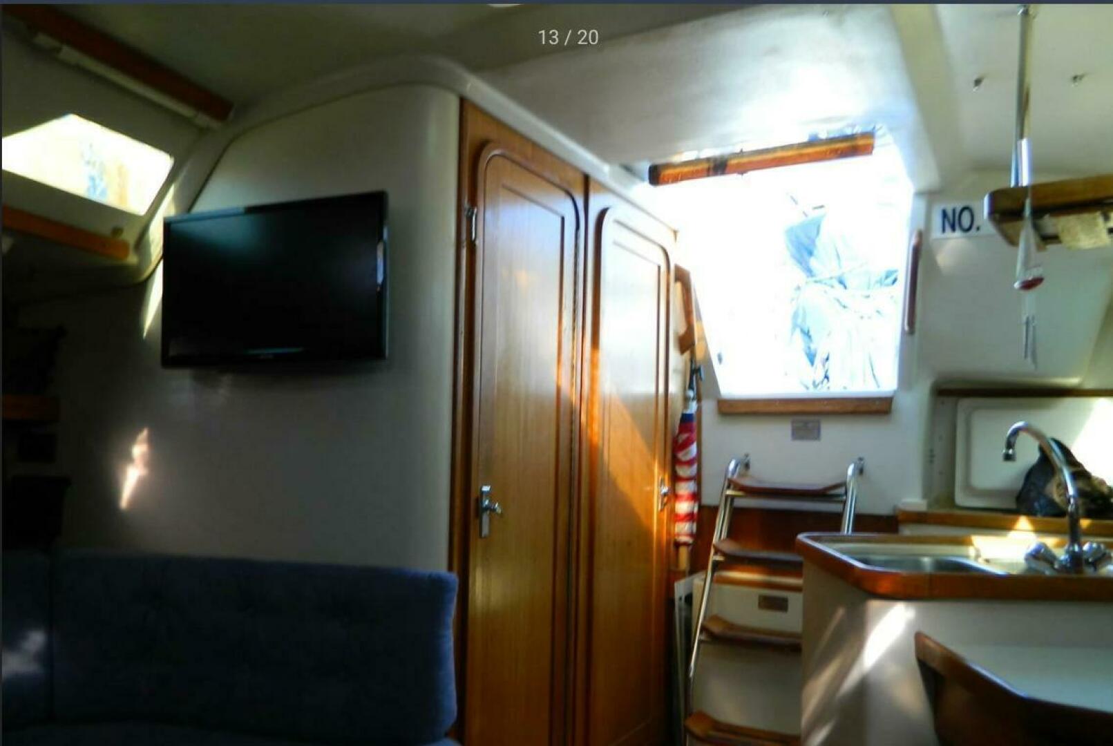 Slide: The Image of Catalina 320 1995 - 5146120