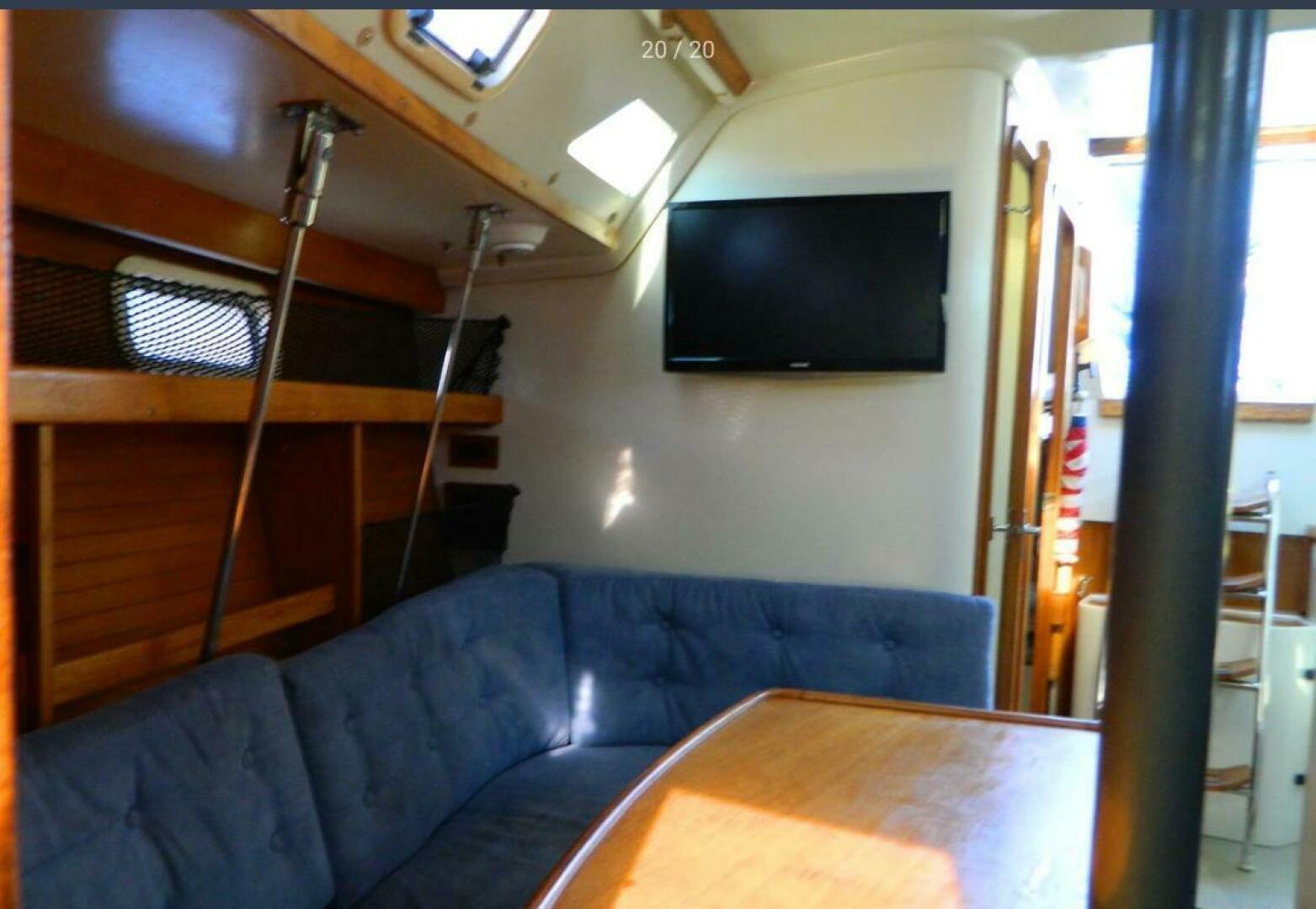 Slide: The Image of Catalina 320 1995 - 5146135