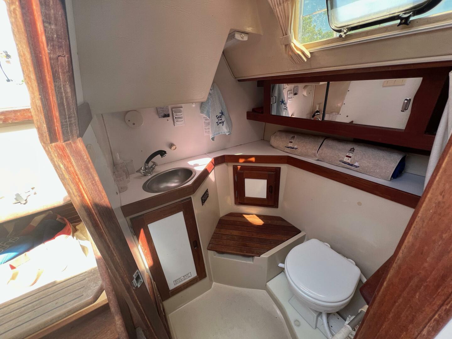 Slide: The Image of Catalina 34 1987 - 5340284