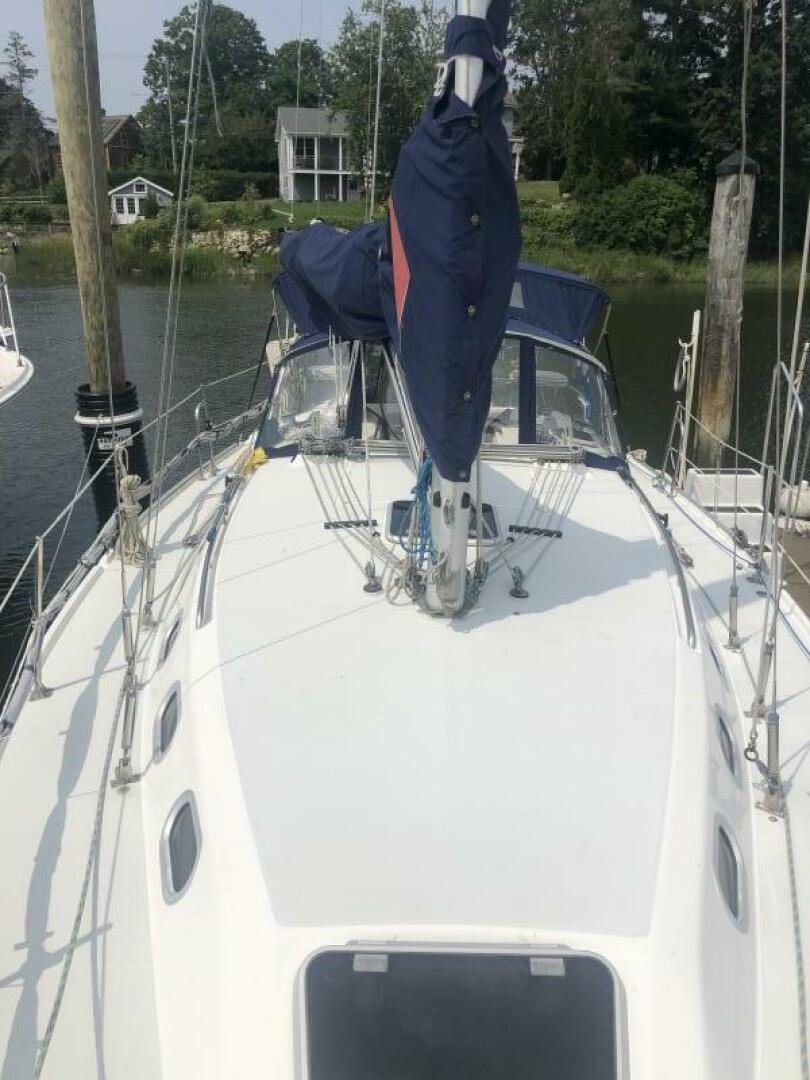 Slide: The Image of Catalina 34 2001 - 3860625