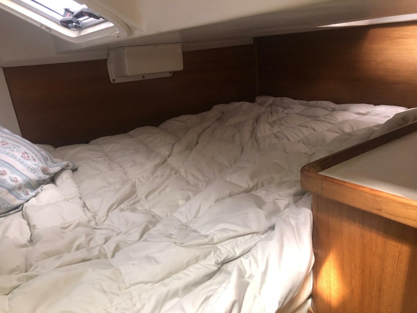 Slide: The Image of Catalina 34 2001 - 3860659