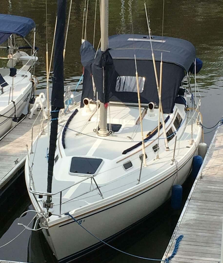 Slide: The Image of Catalina 34 MK I 1989 - 4518306