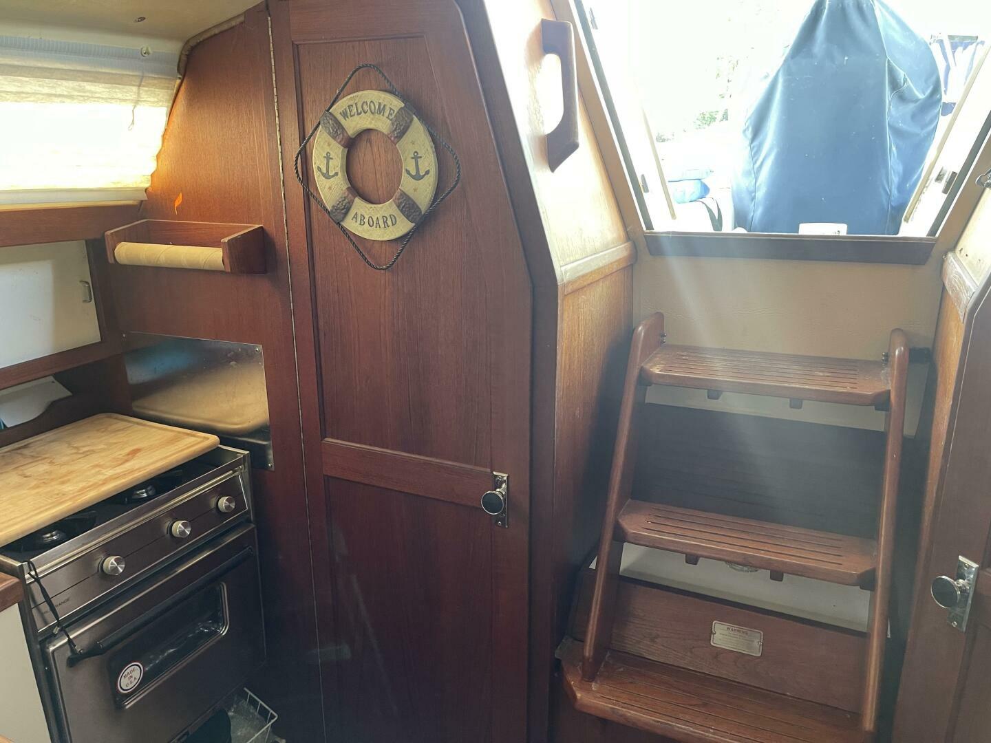 Slide: The Image of Catalina 34 MK I 1989 - 4532599