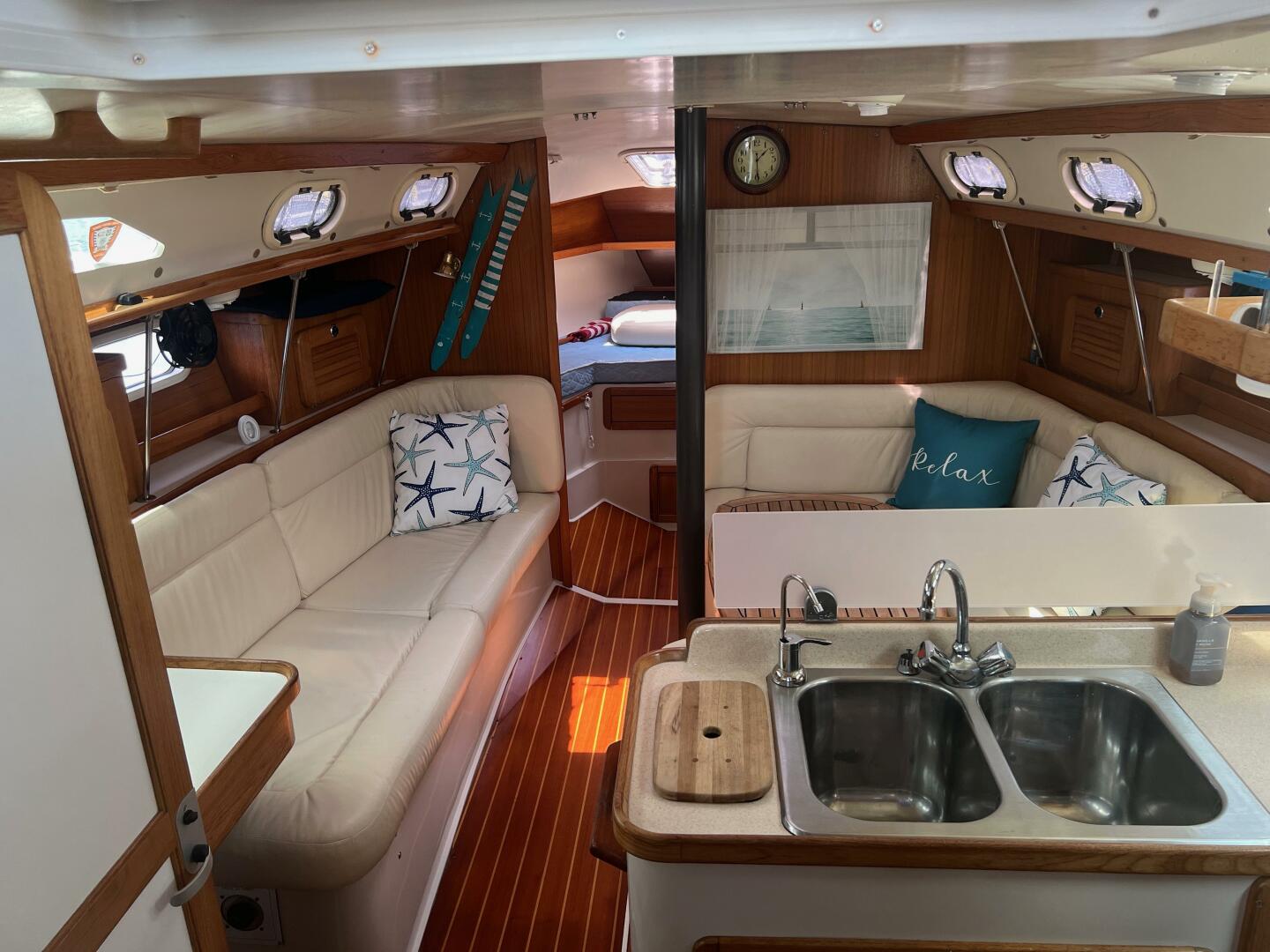 Slide: The Image of Catalina 34 Mk II 2000 - 4544220