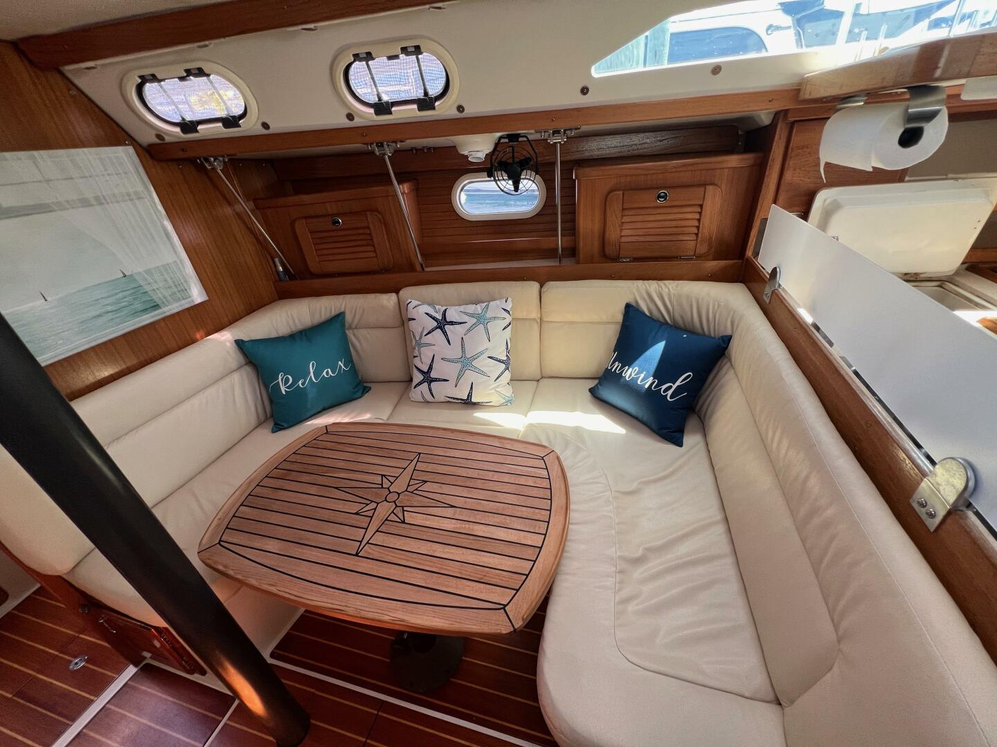 Slide: The Image of Catalina 34 Mk II 2000 - 4544224