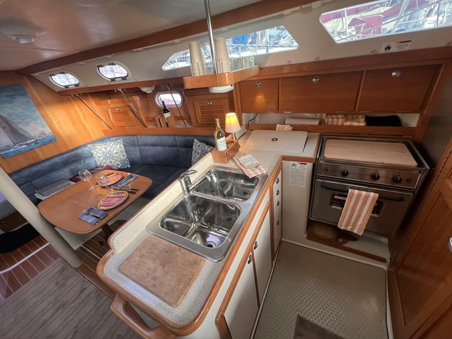 Slide: The Image of Galley 2004 Catalina 34 MK II - 4933301