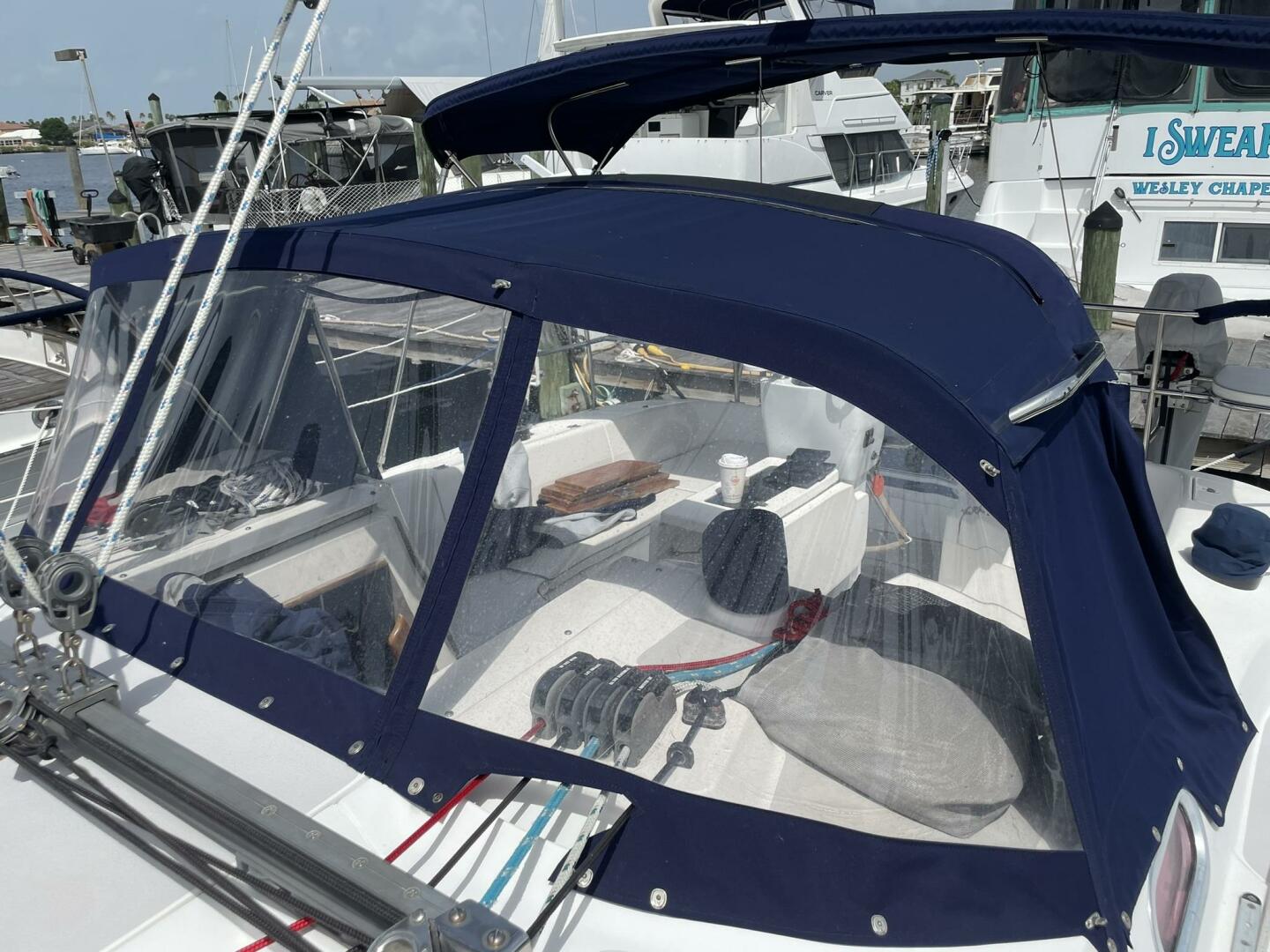 Slide: The Image of Catalina 350 2004 - 4917024