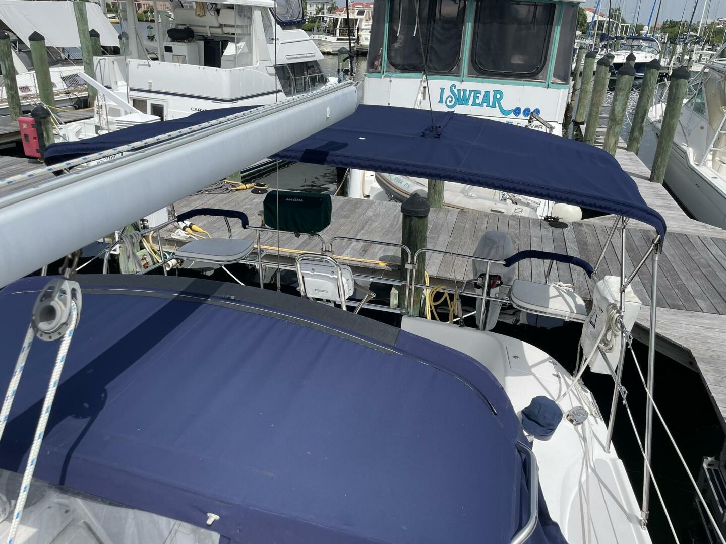 Slide: The Image of Catalina 350 2004 - 4917025
