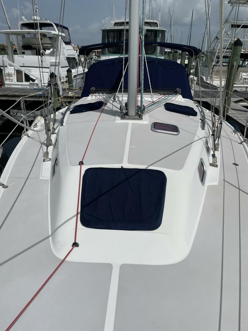 Slide: The Image of Catalina 350 2004 - 4917030