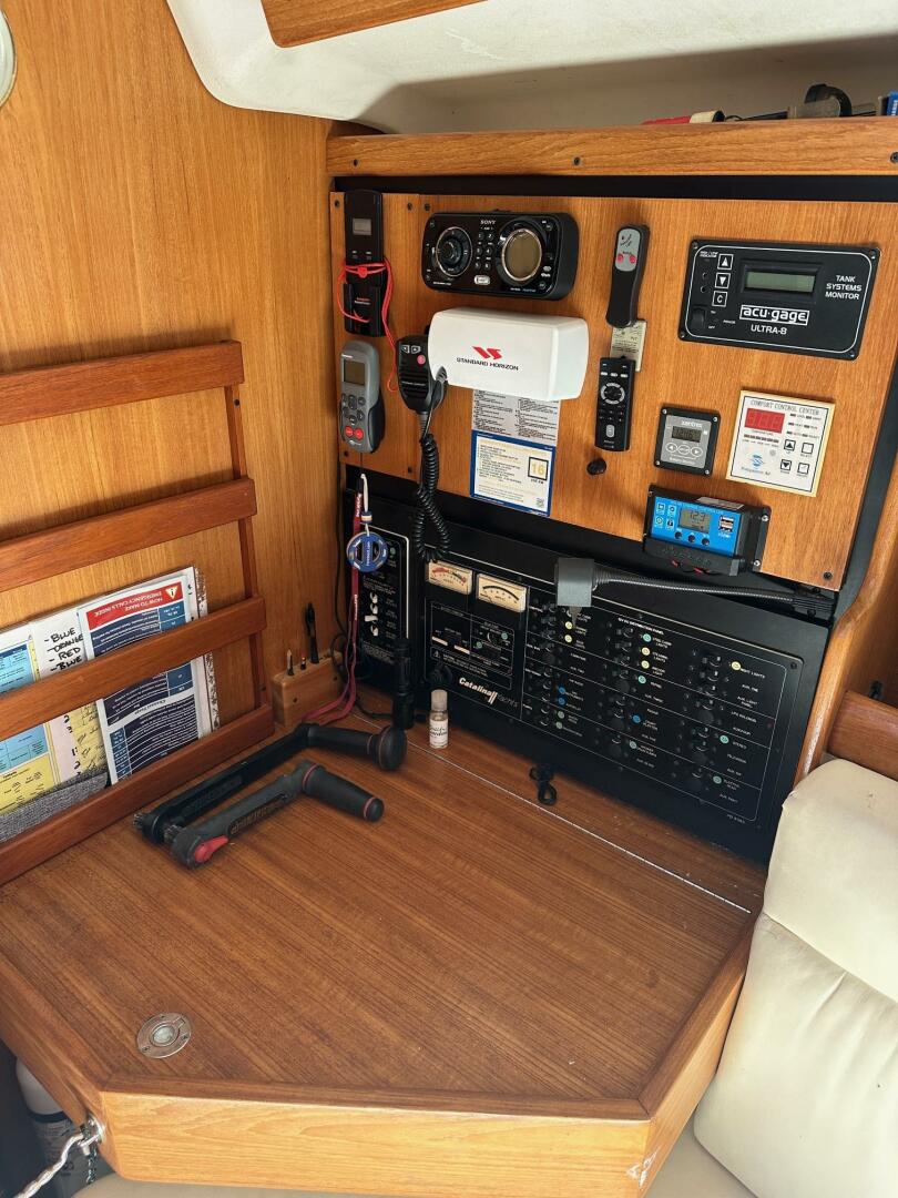 Slide: The Image of Catalina 350 2004 - 4942511