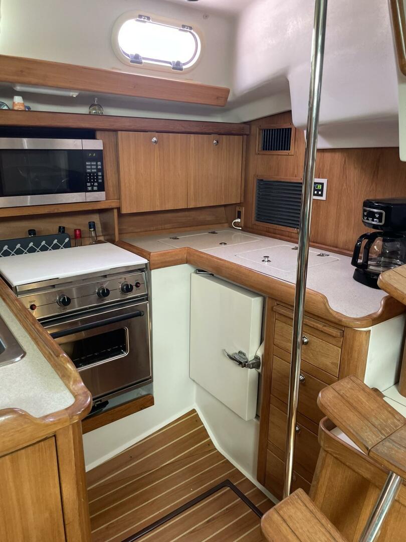 Slide: The Image of Catalina 350 2004 - 4917005