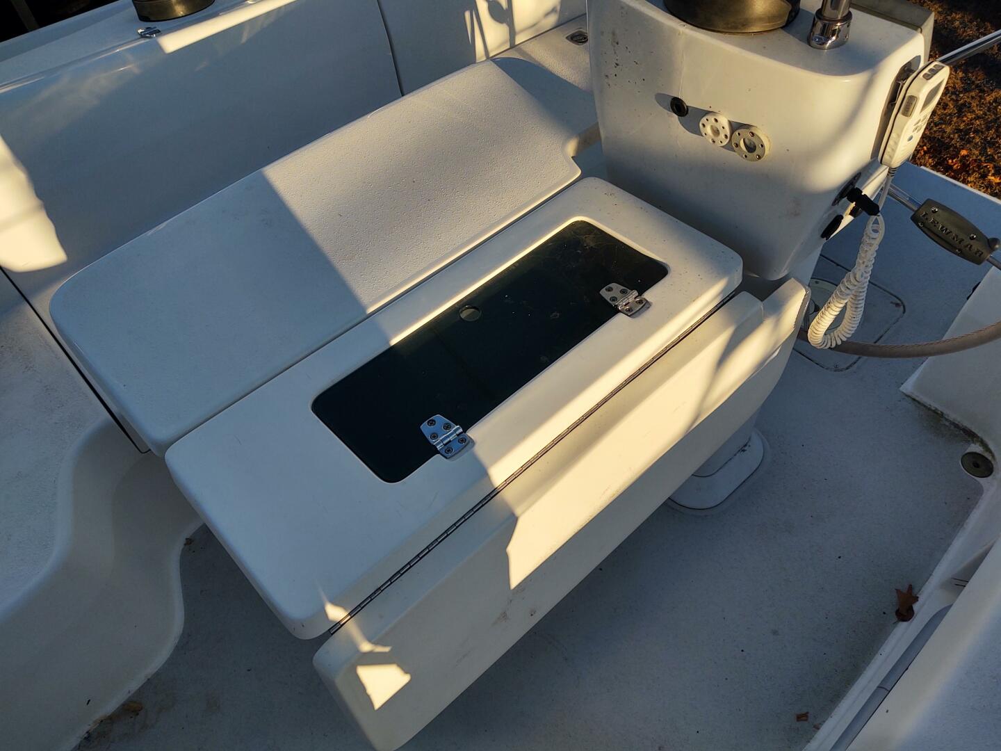 Slide: The Image of Dauntless cockpit table  - 4877816