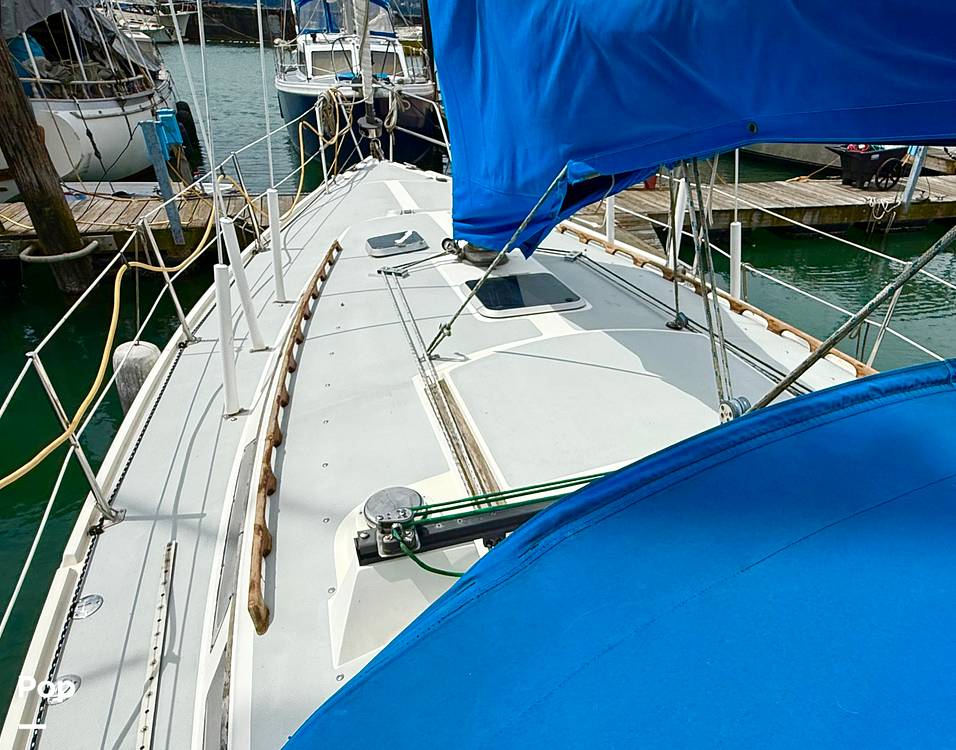 Slide: The Image of Catalina 36 1989 - 15683684