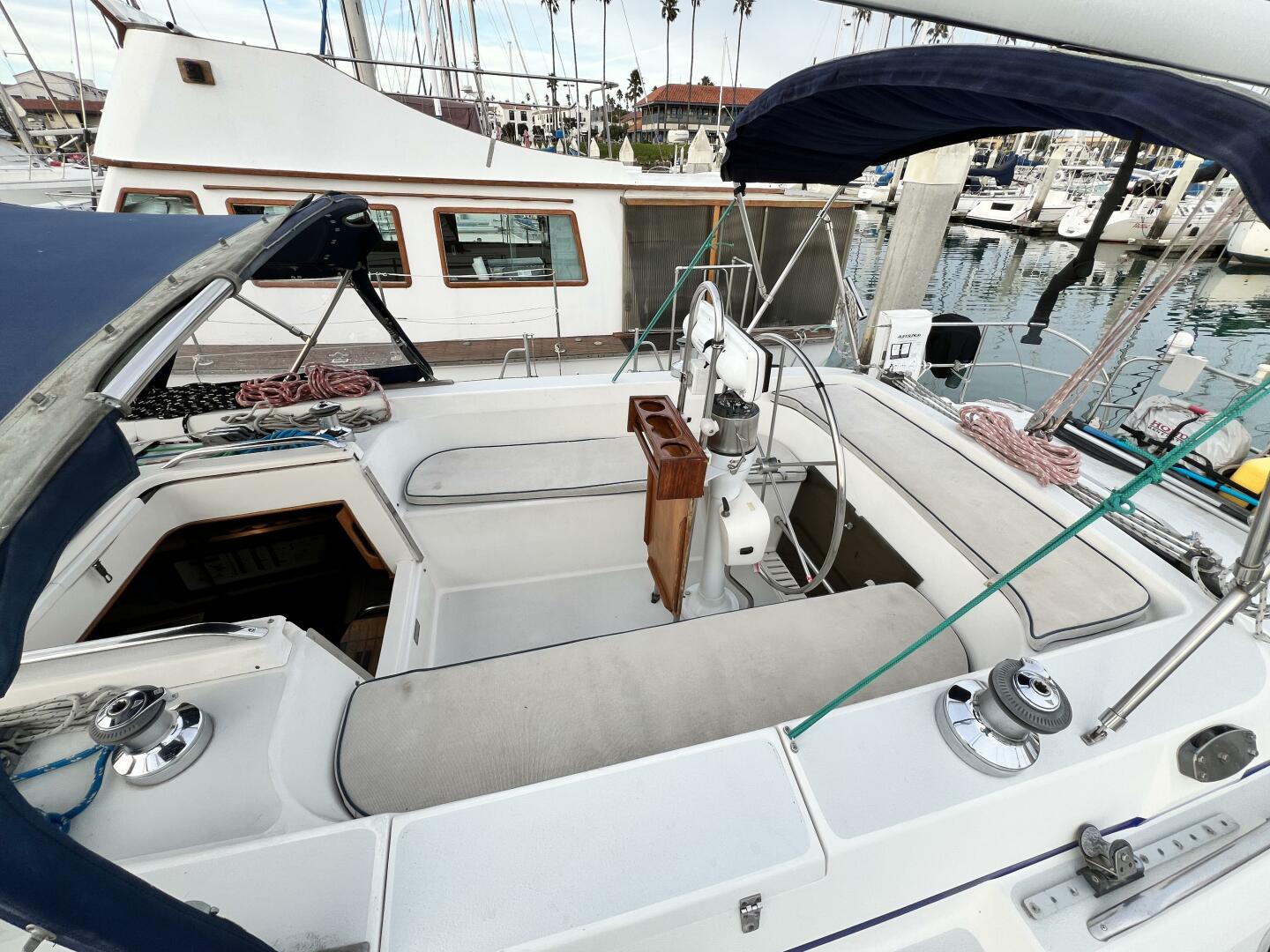 Slide: The Image of Catalina 380 1995 - 5021700
