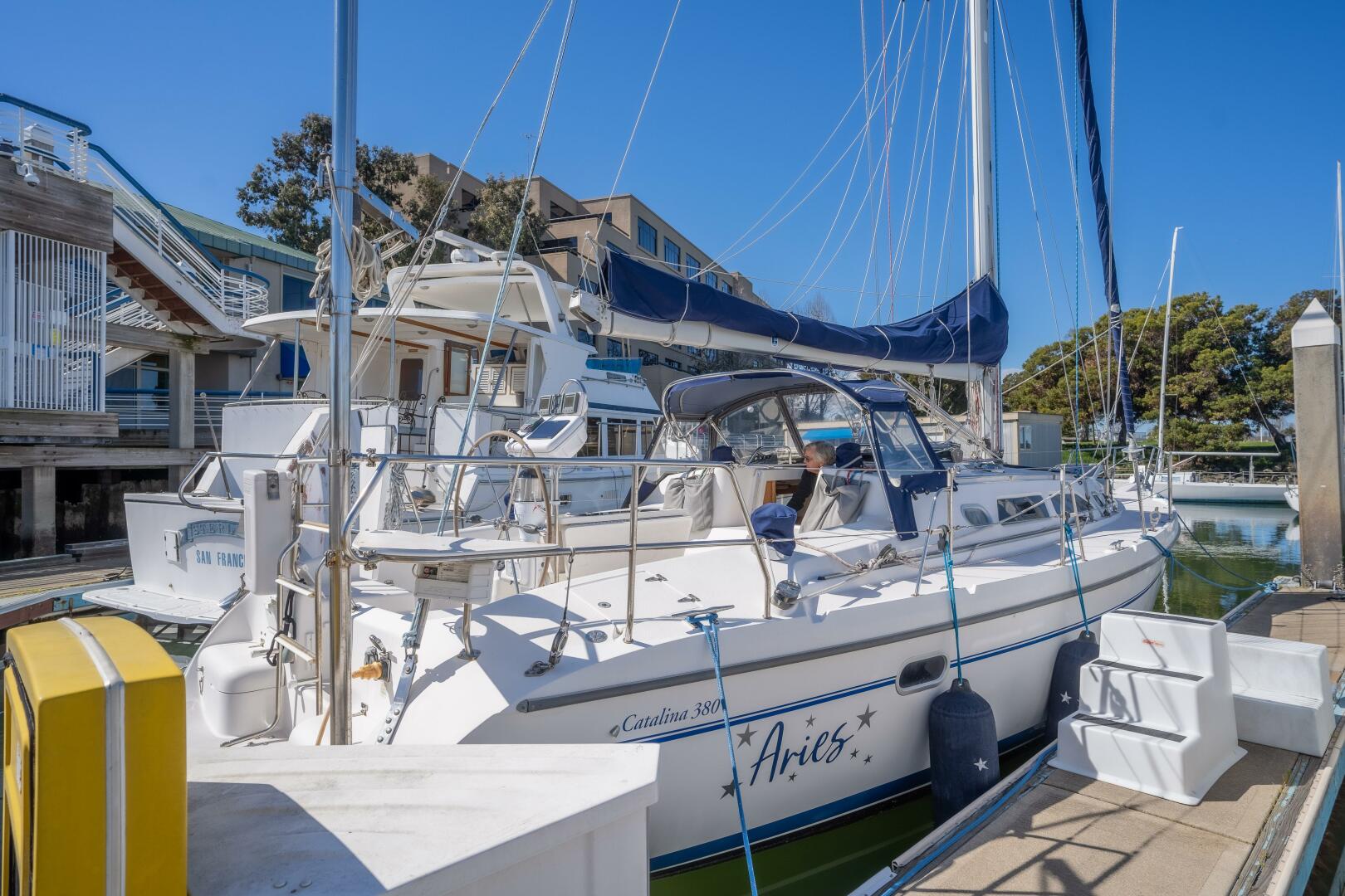 Slide: The Image of Catalina 380 2002 - 5144753