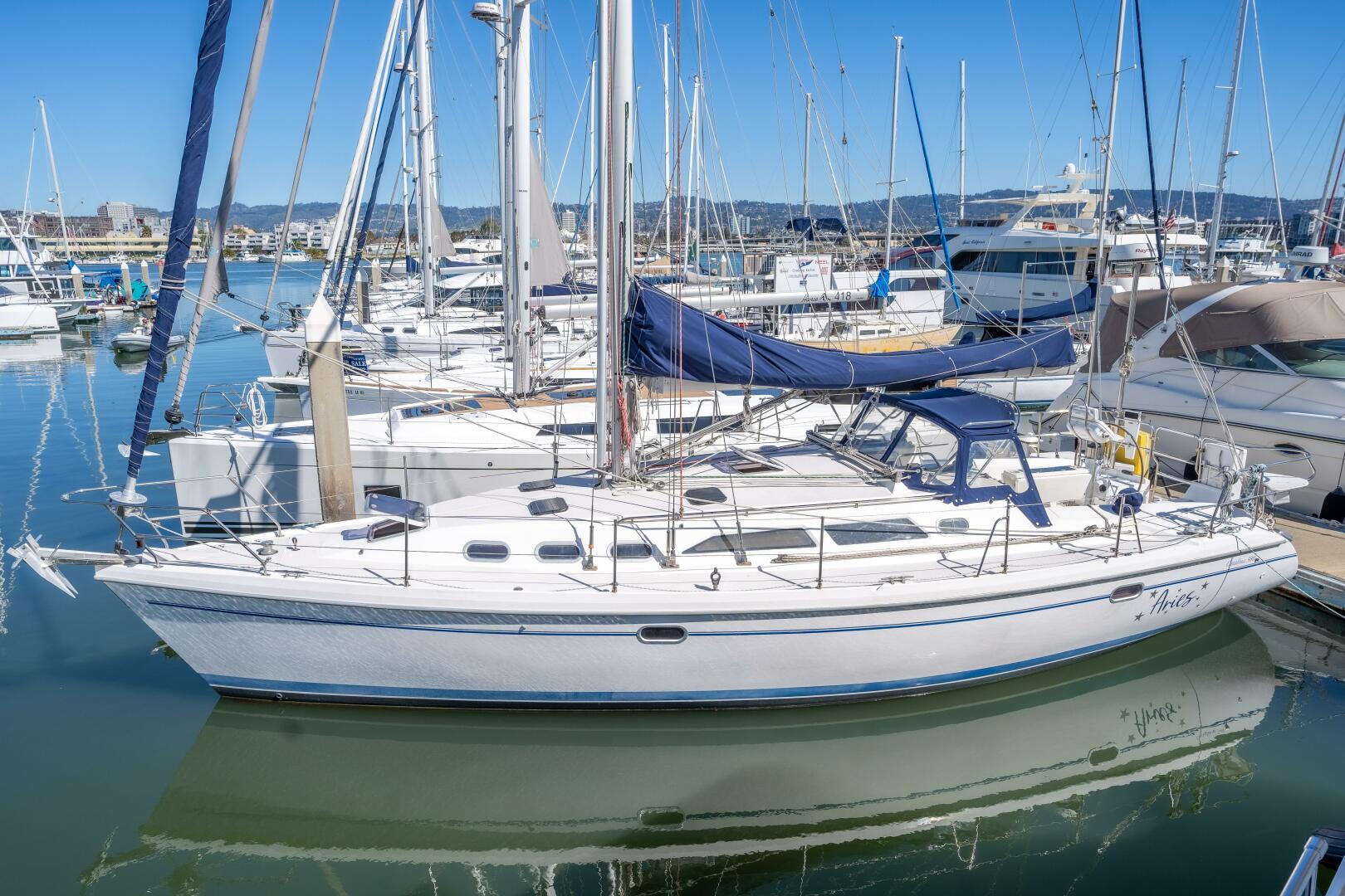 Slide: The Image of Catalina 380 2002 - 5144755