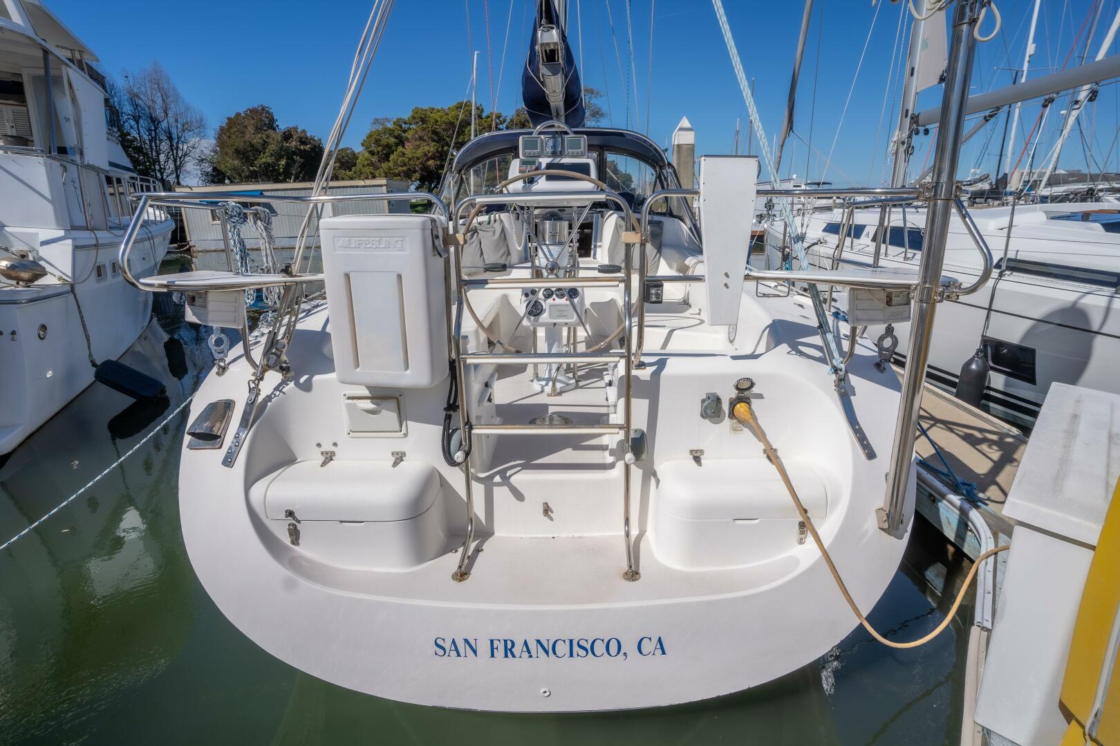 Slide: The Image of Catalina 380 2002 - 5144756