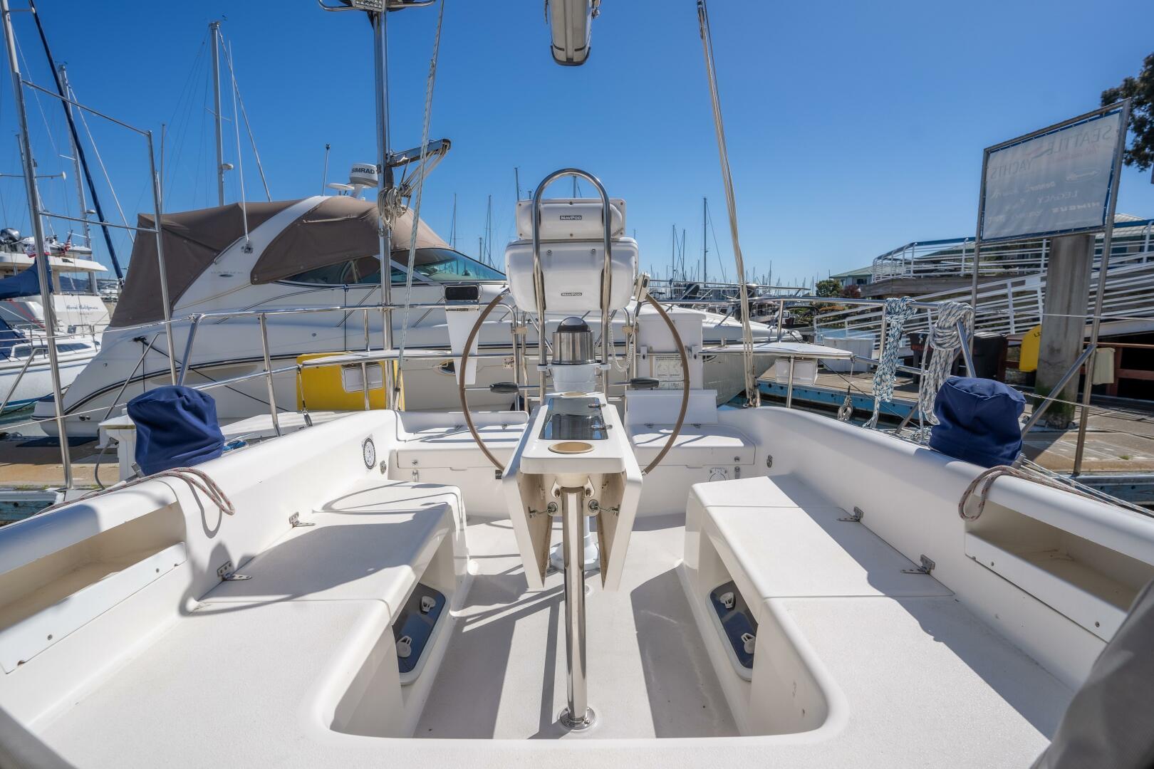 Slide: The Image of Catalina 380 2002 - 5144770