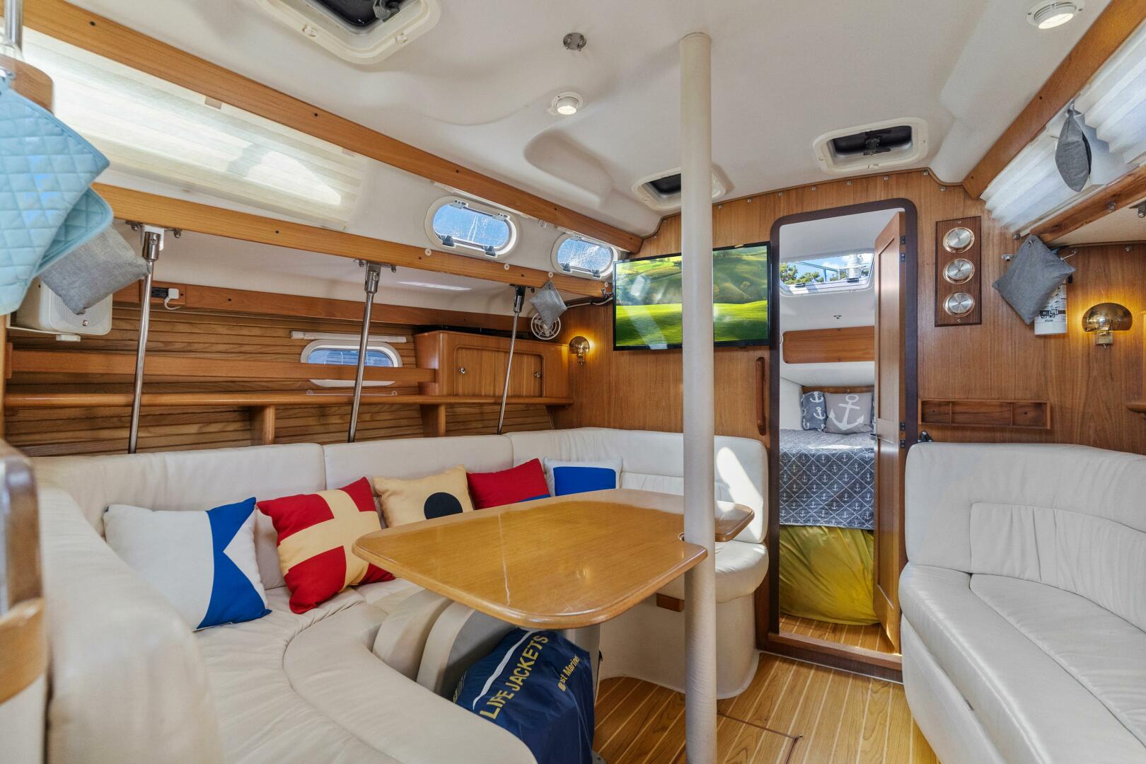 Slide: The Image of Catalina 380 2002 - 5144791