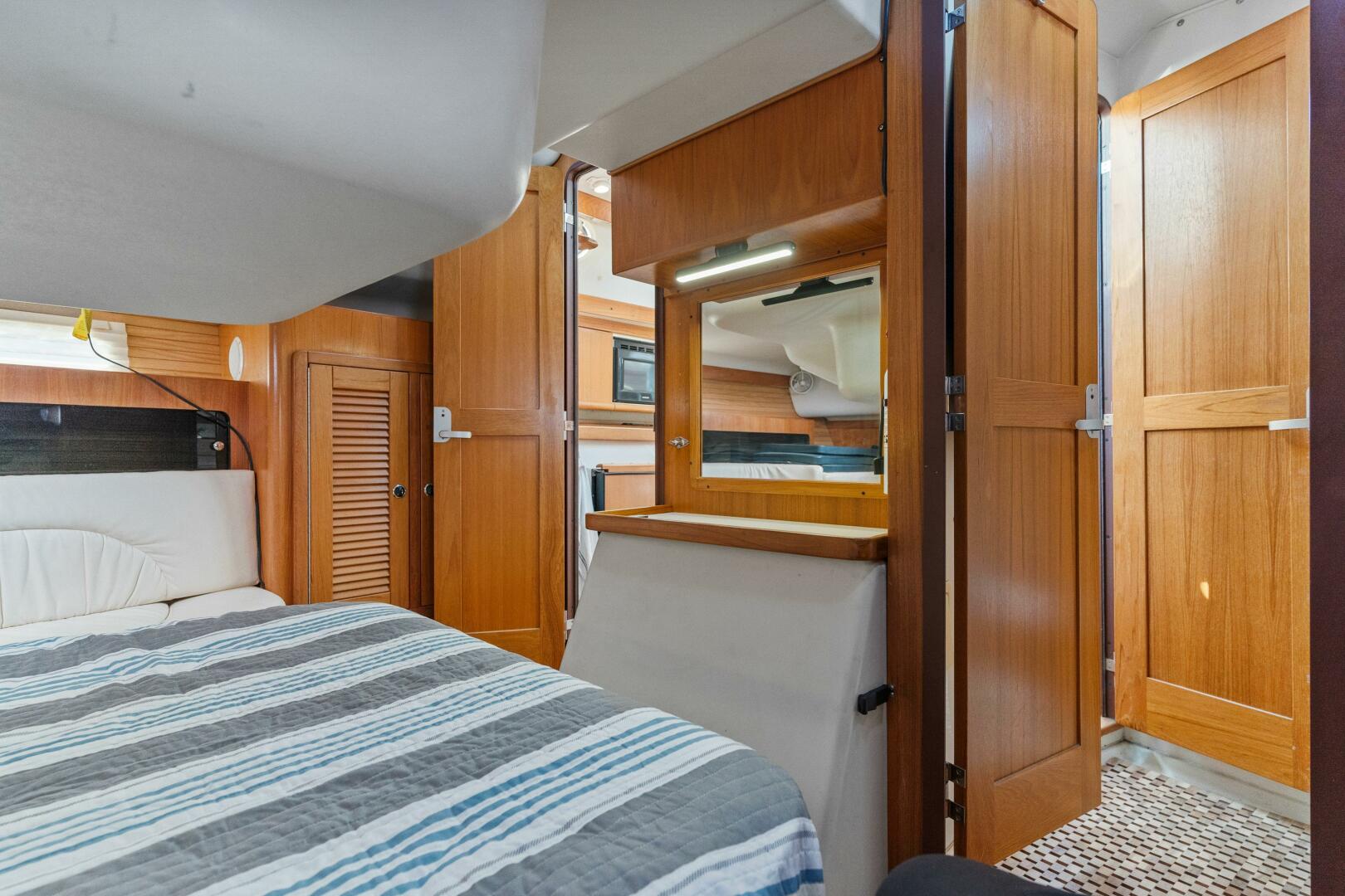 Slide: The Image of Catalina 380 2002 - 5144816