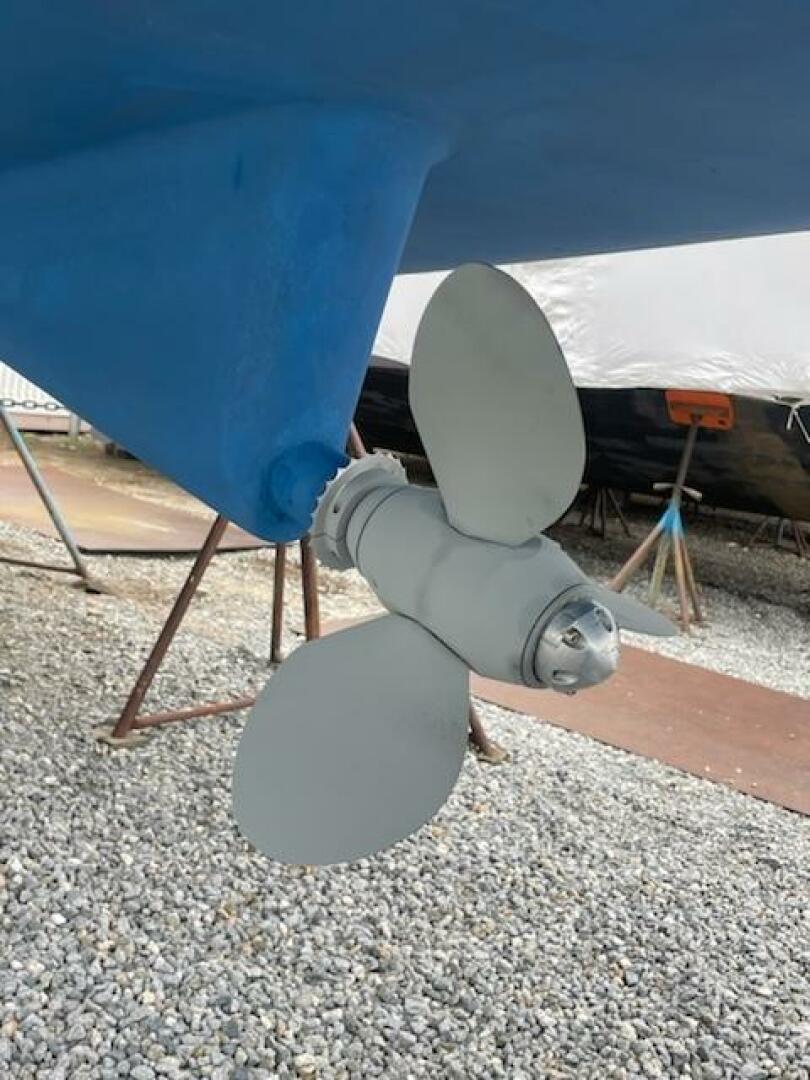 Slide: The Image of 3 Blade MaxProp with Zinc April 2024 - 35
