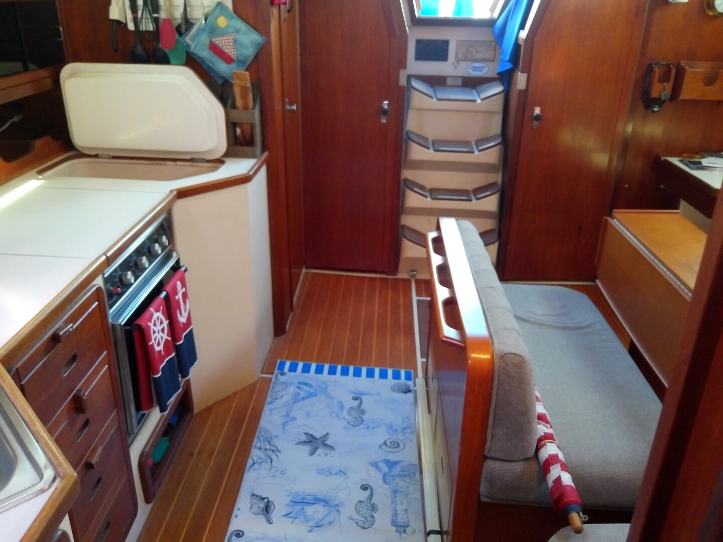 Slide: The Image of Catalina 42 1989 - 5492398