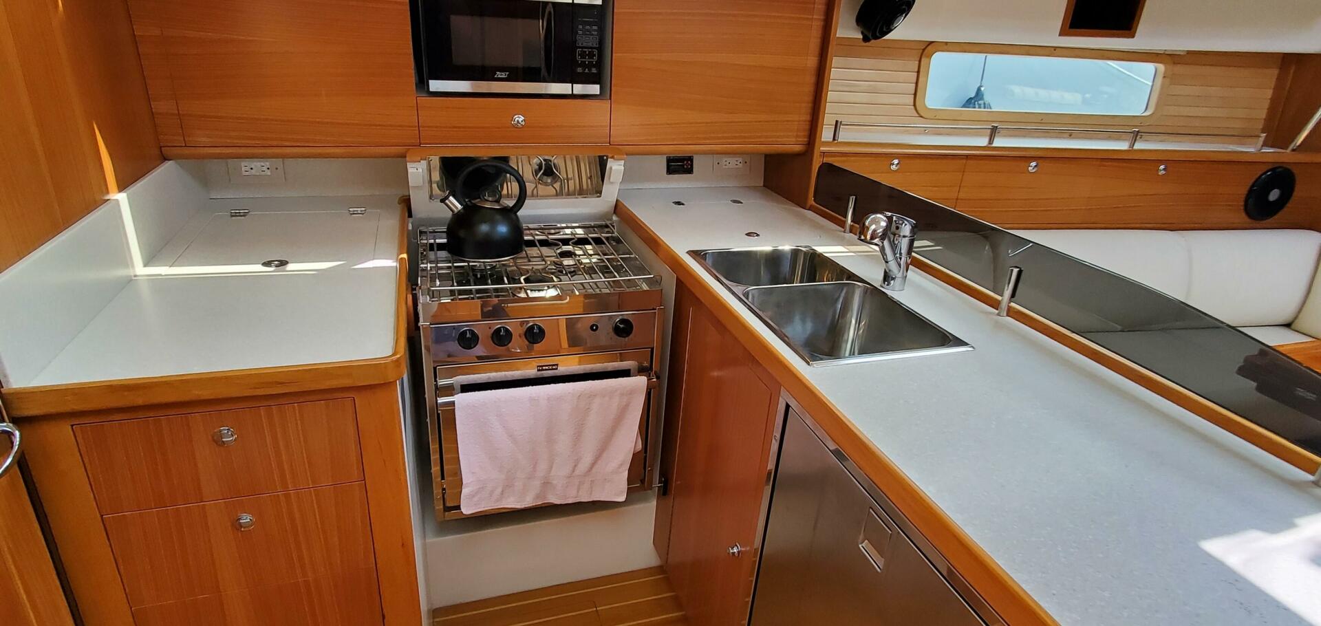 Slide: The Image of Galley - 4575830