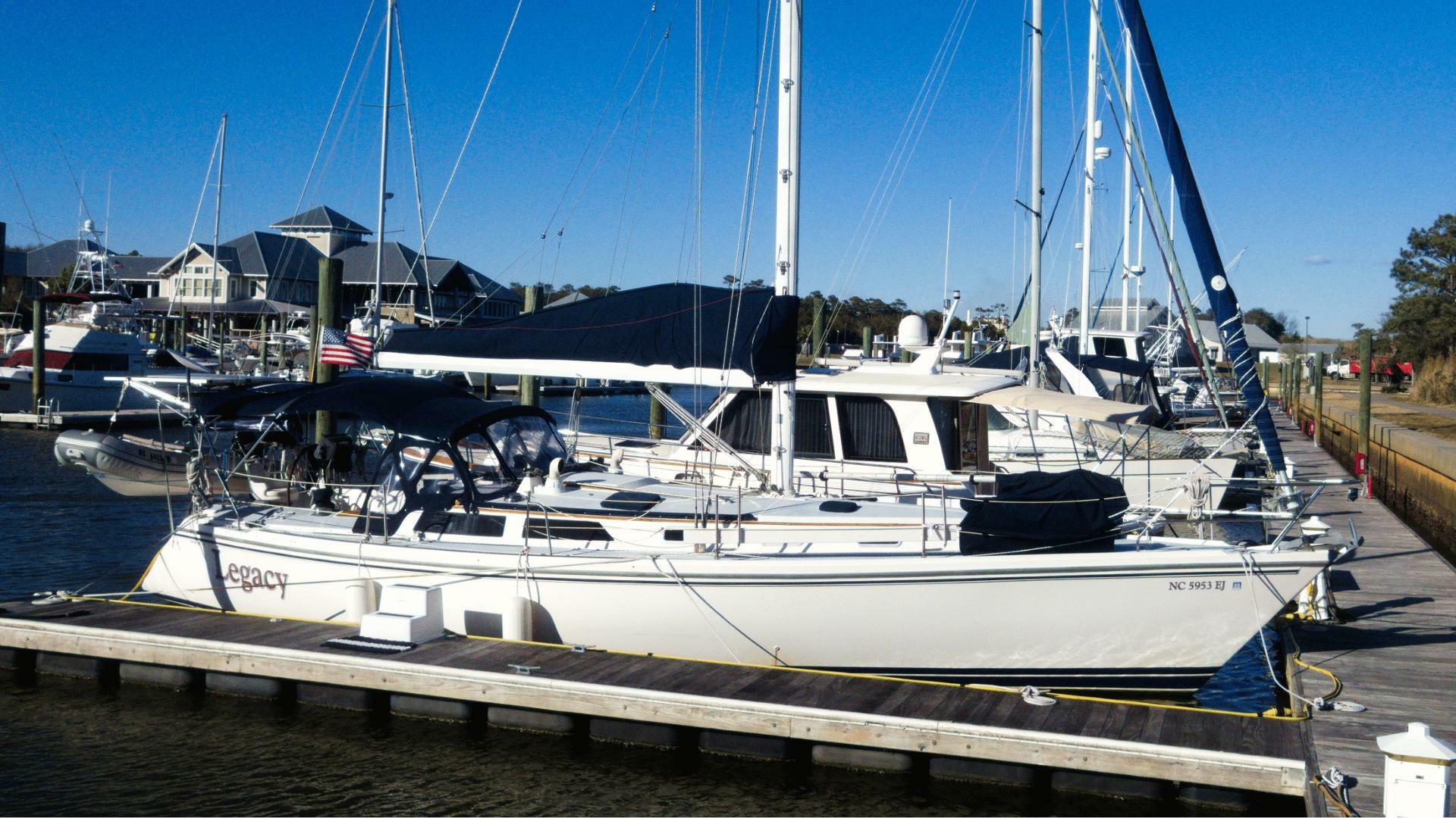 Slide: The Image of Catalina 42 MK 1 1989 - 5103978