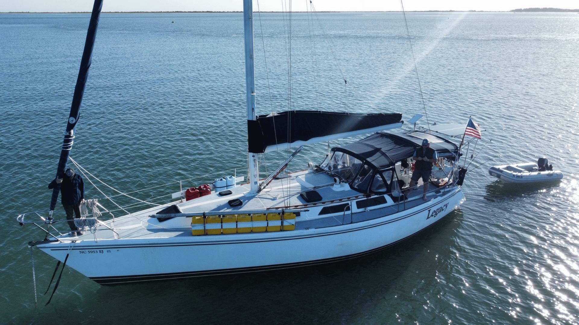 Slide: The Image of Catalina 42 MK 1 1989 - 5103979