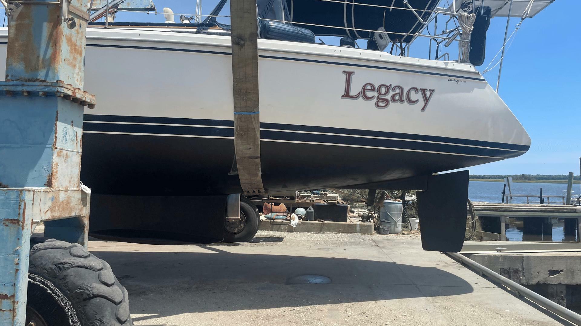 Slide: The Image of Catalina 42 MK 1 1989 - 5103982