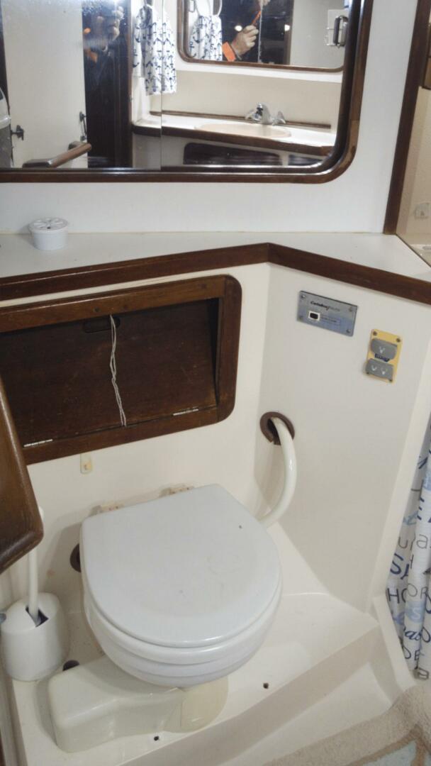 Slide: The Image of Catalina 42 MK 1 1989 - 5104002