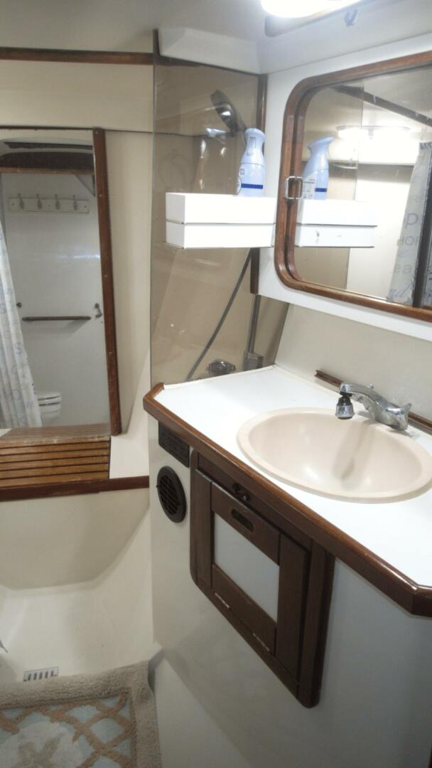 Slide: The Image of Catalina 42 MK 1 1989 - 5104003