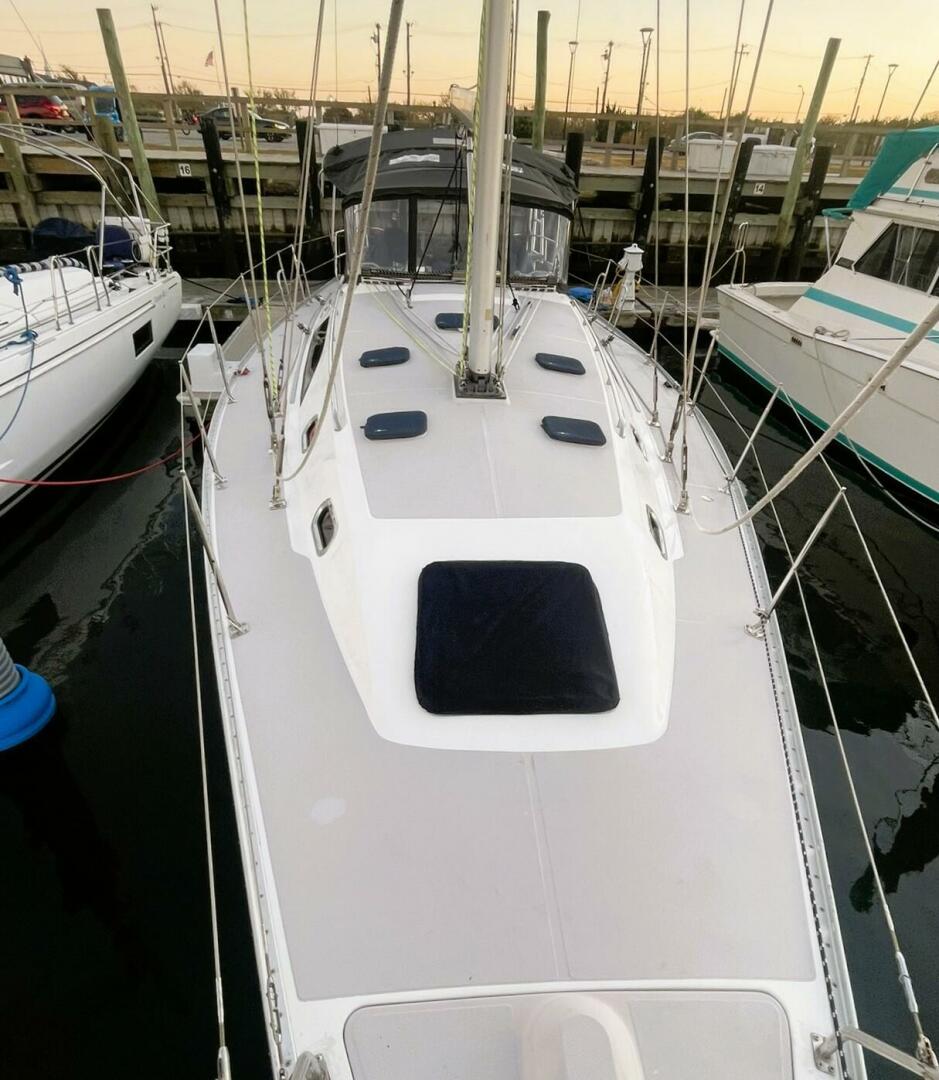 Slide: The Image of Catalina 445 2010 - 4811758